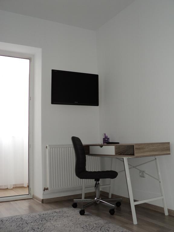 Joy Apartment Тимишоара Экстерьер фото